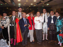 Los casacas, vestidos de toreros, en El Bulli Los casacas, vestidos de toreros, en El Bulli