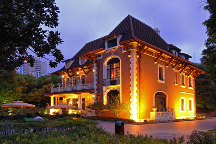 "Villa Rouge", edificio donde está ubicado el restaurante.