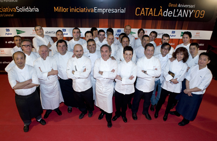 Los cocineros de los 22 restaurantes que participaron / Joan Masats Los cocineros de los 22 restaurantes que participaron / Joan Masats