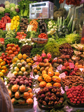 Una típica parada de frutas y verduras 