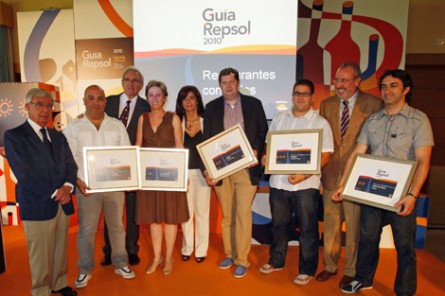 Algunos de los premiados por la Guía Repsol 2010 / Antonio Pastor Algunos de los premiados por la Guía Repsol 2010 / Antonio Pastor