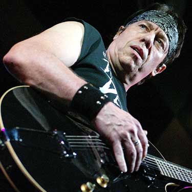 George Thorogood en acción Hasta el culo Tour (2) 0