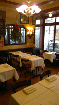 Le Bistrot Paul Bert “Parisienne walkaways” (by Nespresso) 5