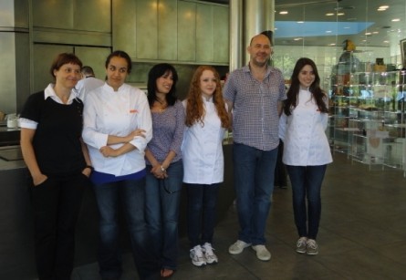 Estudiantes de Harvard visitan la Fundación Alicia 0