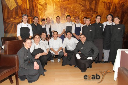 Equipo de cocina y sala de Hoteles Silken que participa en la formación de la ESAB. Hoteles Silken crea la Escuela gastronómica ESAB junto a Martín Berasategui 0
