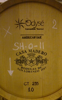 Una de las barricas del afamado Syrah de Casa Madero Pasión mexicana 2