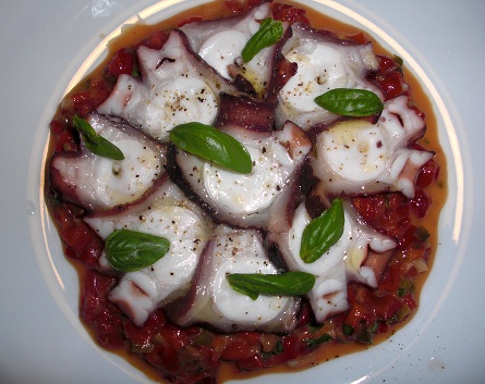 Tartare de pimiento asado y pulpo Tartare de pimiento asado y pulpo 0