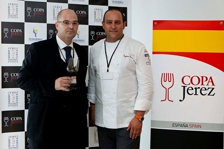 El equipo del restaurante Casablanca El Taller, compuesto por el chef Cayetano Gómez y el sumiller Juan Luis García España arrasa en la final internacional de la Copa Jerez 0