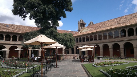 El claustro del horel Monasterio Comiendo Perú (y 4) 8