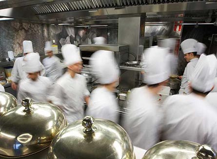 La cocina del restaurante Arzak Reino Unido busca 300 cocineros españoles 0