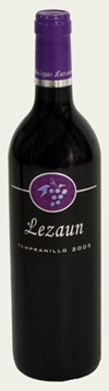 Lezaun Tempranillo, un tinto de Bodegas Lezaun. Coca de escalivada con sashimi de atún 1