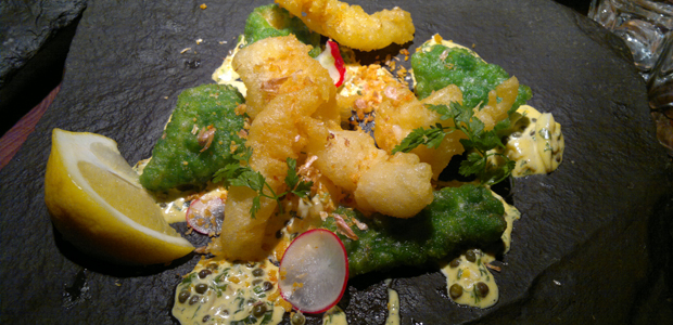 Calamar y bacalao secos y crujientes en Grill Market Islandia – Practicando el “Food & Fun” 3