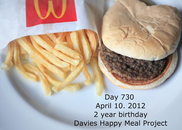 ¿Notáis algún gran cambio respecto a la imagen anterior? ¿Cuánto puede durar una hamburguesa? 1