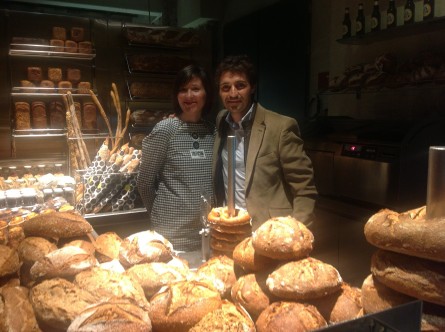 El pan de Triticum estrena su primer gran espacio de venta a pie de calle 0