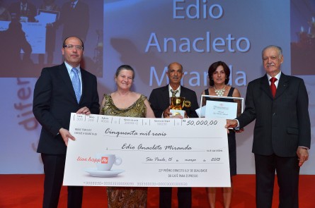 illycaffè premia al mejor productor entre más de 400 muestras 0
