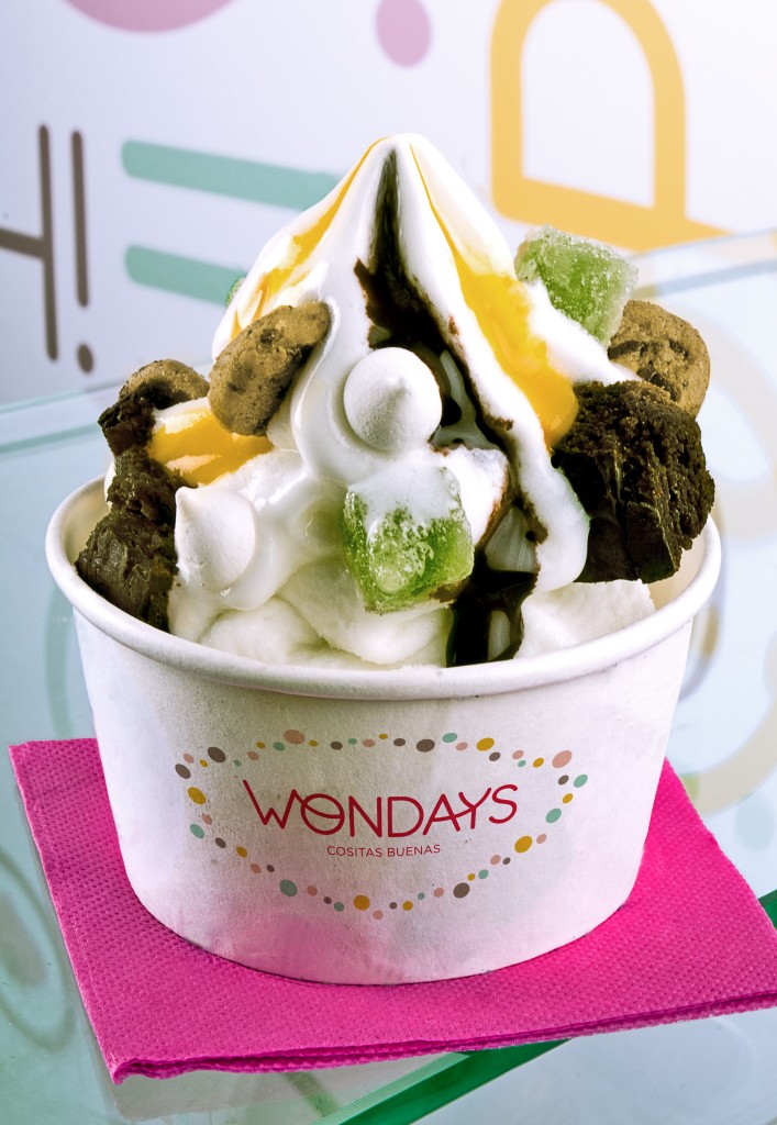 choco mango con toppings home made (brownie dobble fudge merenguito gominolas de menta cookies) 1 (3)