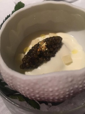 Erizo con coliflor y caviar (Jaan)