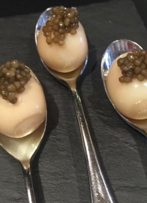 Huevos con caviar (Burnt Ends)
