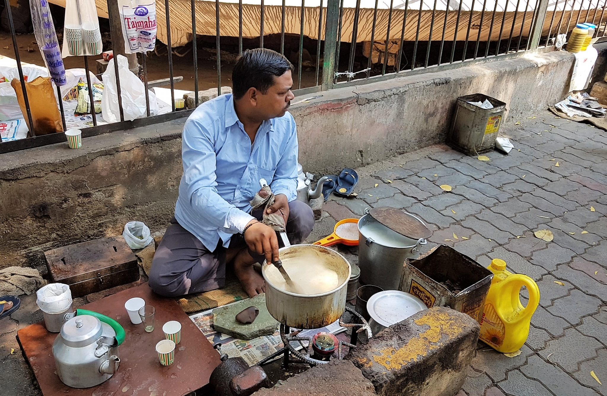 El mejor té de Delhi. Delhi. India. Foto: Xavier Agulló.