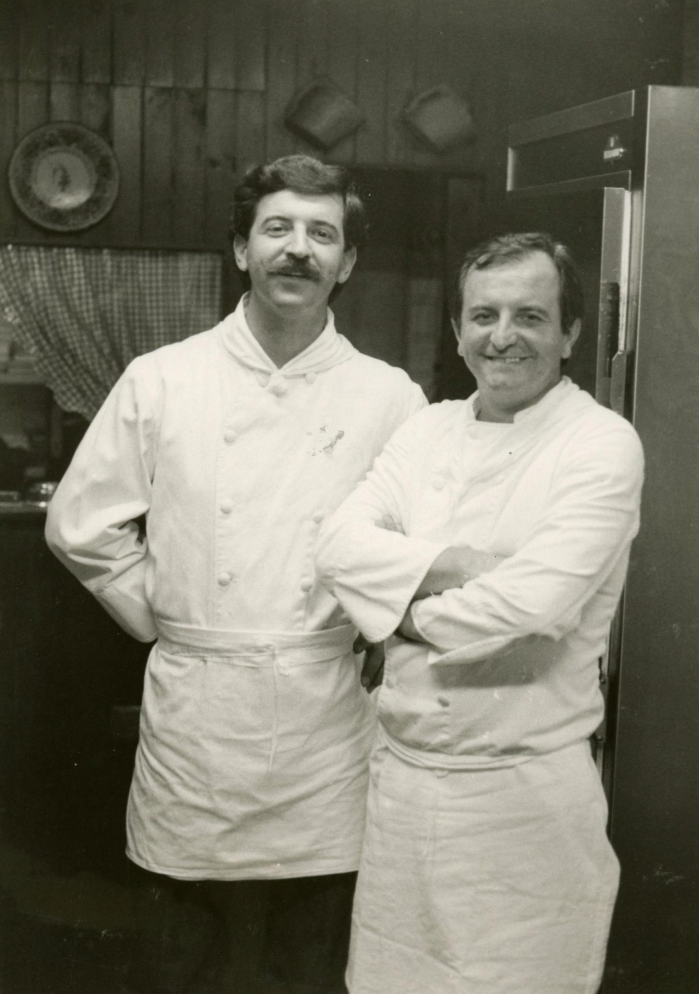 Pedro Subijana y Juan Mari Arzak. Sin fecha. Según bigote. Foto: Akelarre