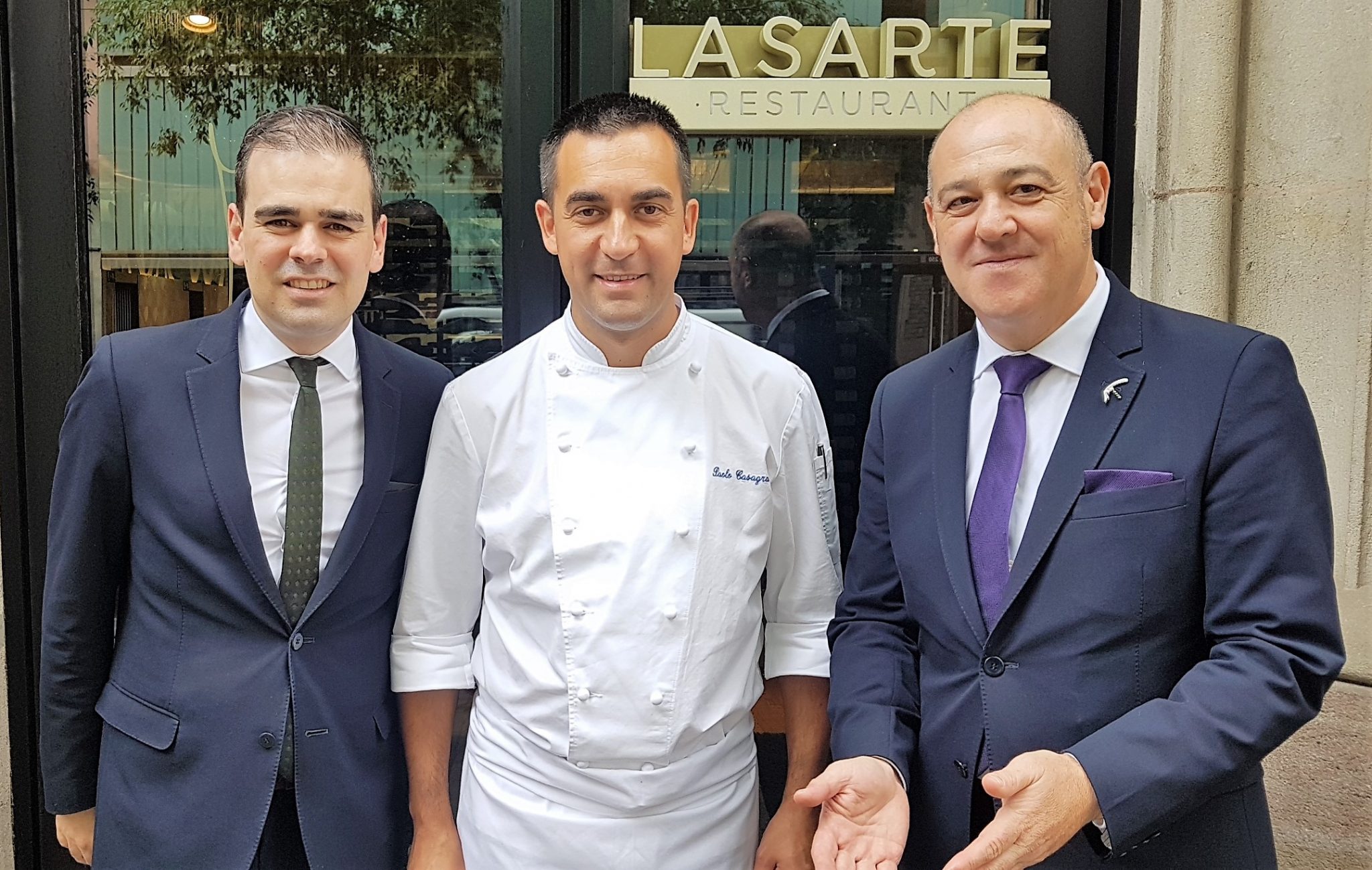 El equipo dirigente. Restaurante Lasarte. Monument Hotel. Barcelona. Foto: Xavier Agulló.