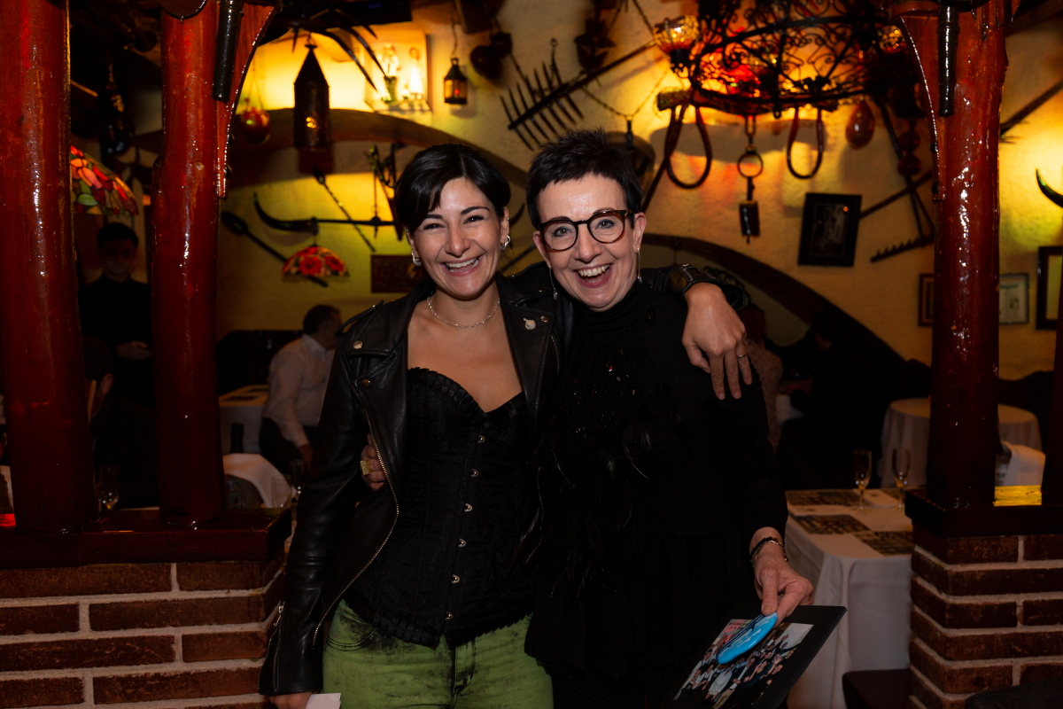 La chef con su hija Mercè Balam, que iniciará proyecto propio en el local del actual Sant Pau. Foto: Joan Maria Arenaza