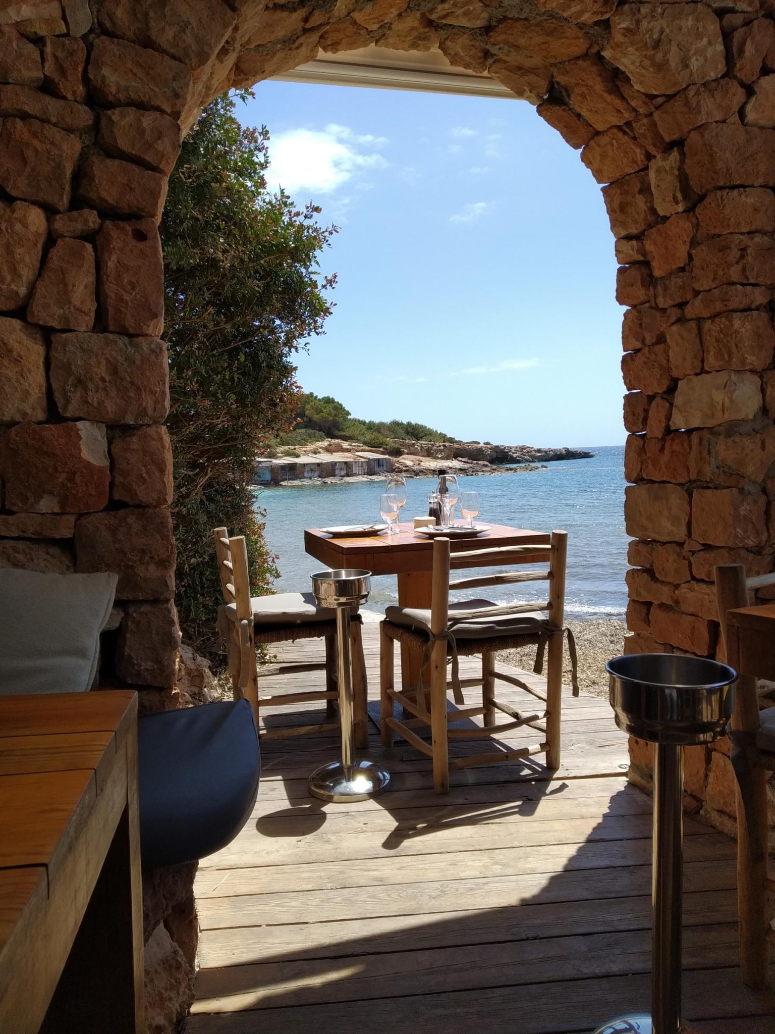La mesa 77 de Cala Bonita (Ibiza)