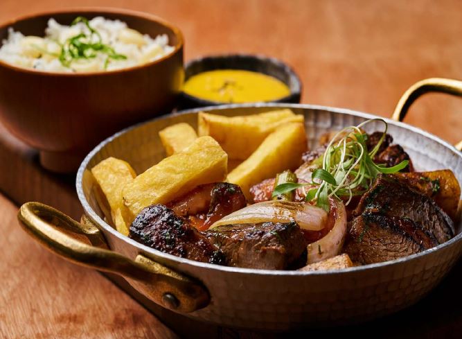 Plato nikkei de Maido (Lima, Perú)