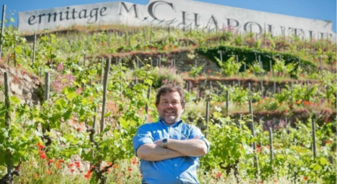 Michel Chapoulier en su viñedo.