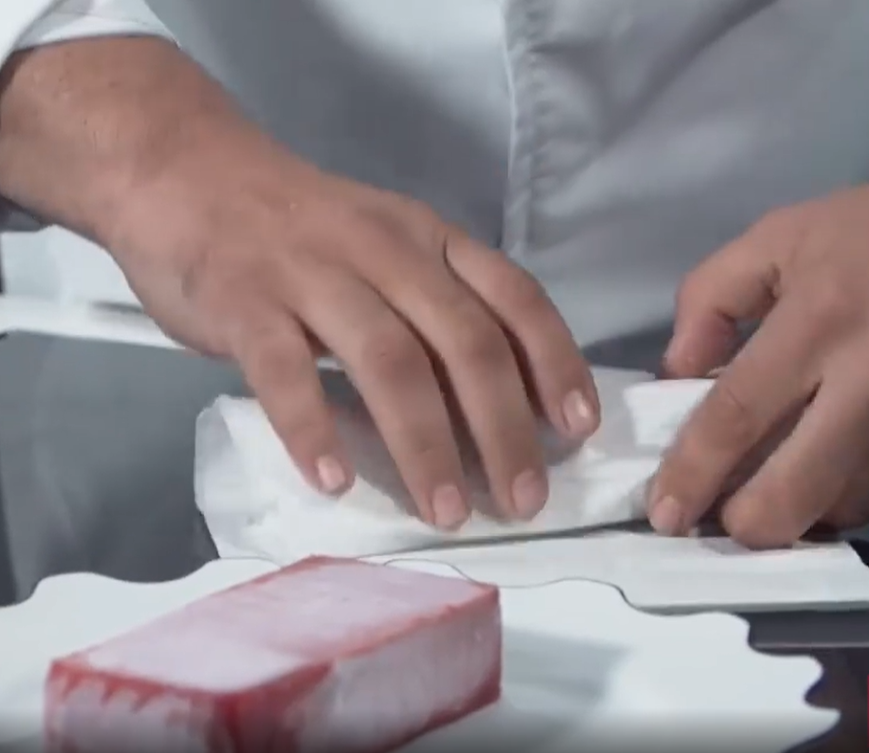 Jamón de mar y un consejo culinario by Ángel León 2