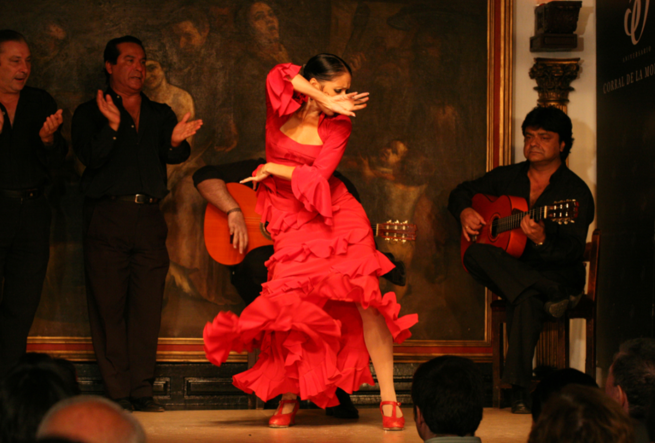 LOLA PÉREZ PACO MANZANO