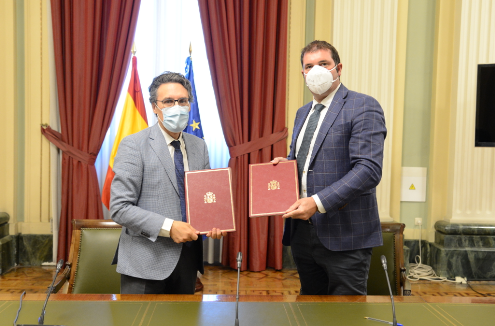 Fernando Miranda (izquierda) y David Palacios (derecha). Fuente: Ministerio de Agricultura, Pesca y Alimentación