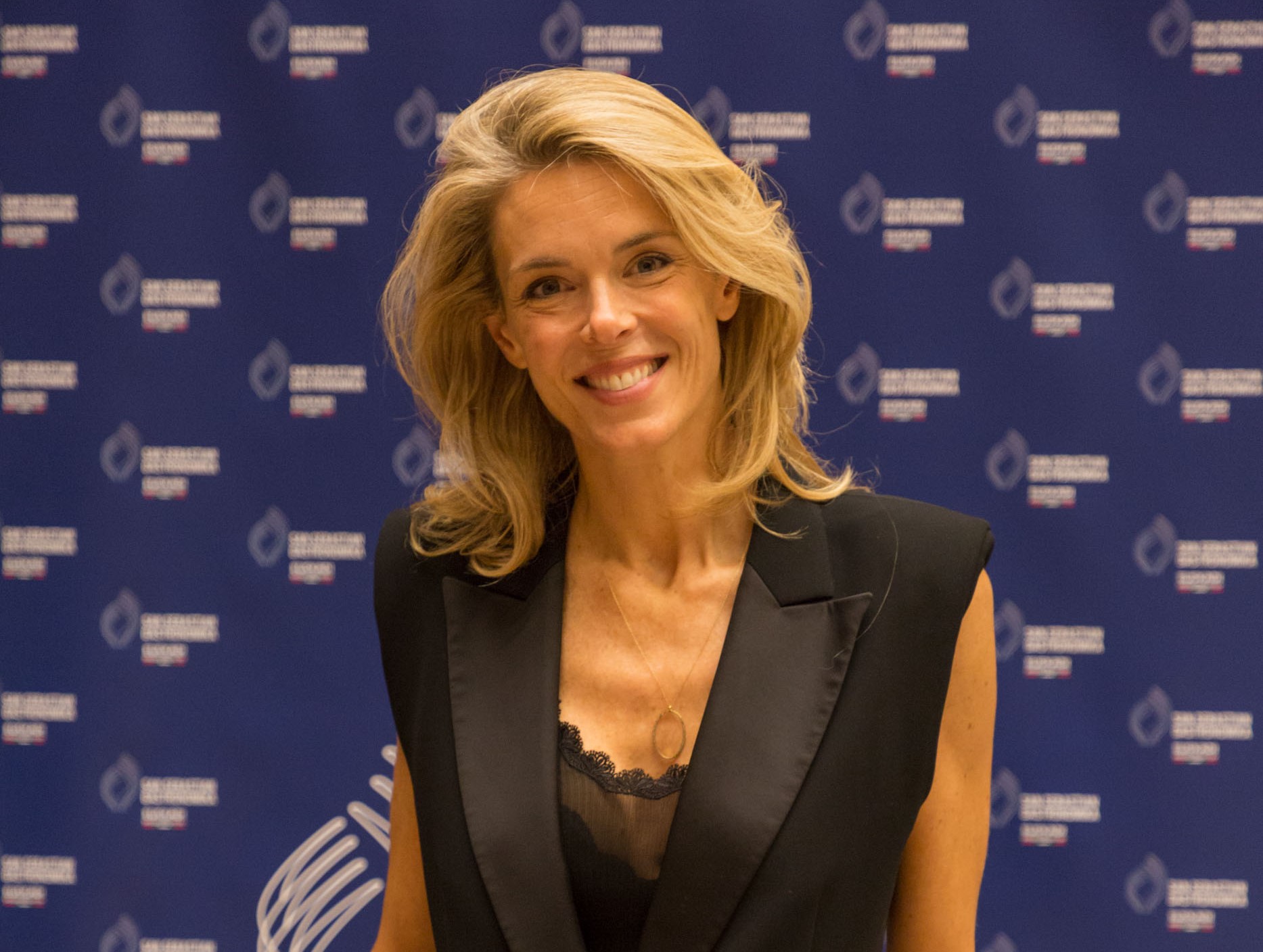 El curso en que amamos a Julie Andrieu 0