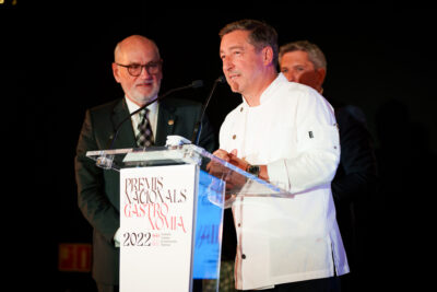 Joan Roca participó en los parlamentos de la noche