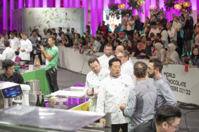 <em>Ambiente de la final del WCM, en el Salon du Chocolat de París. Fuente:WCHM</em>