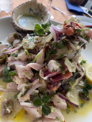 Rompecatre, nombre de su ceviche de pesca del día