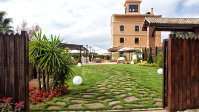 Entrada a Mas Corts. Foto: Mas Corts