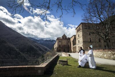 Monasterios de La Rioja: entre códices y garnachas centenarias 0