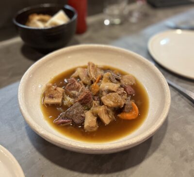 cap I pota en escabeche ligero. Foto: M. Casanovas.