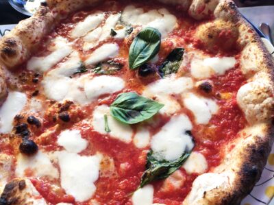 Pizza Margherita. Restaurante Baldoria.