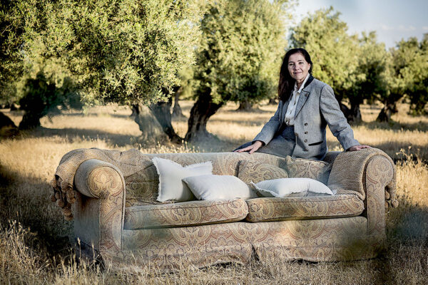 Rosa Vañó en el olivar