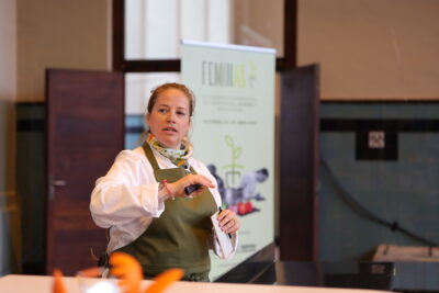 Kamilla Seidler durante su ponencia en Féminas