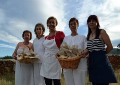 Marisa Rodríguez, Lucía Abajo, Encarna Ares, Carmen Ares y Visitación Ares