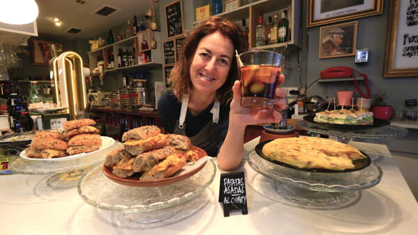 Mónica Ortega en La Barrmuteka. Foto Pedro Urresti, El Correo copia