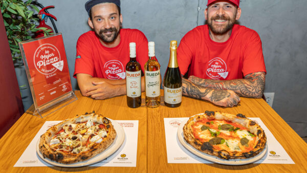 Marco Zambonardi y Massimo Comune, de Can Pizza (El Prat de Llobregat) repiten victoria en el concurso de la Mejor Pizza de España