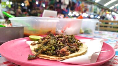 Taco de cecina de don Juventino. Fotp Raquel del Castillo