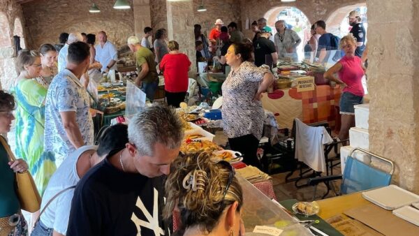 Mercado de productores artesanos de Jesús Pobre