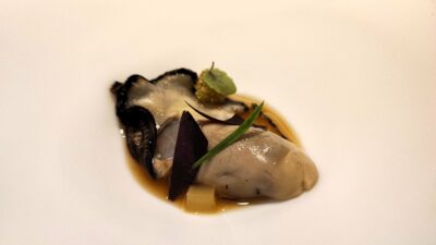 Ostra, jalea de hinojo y manzana de El Rincón de Juan Carlos