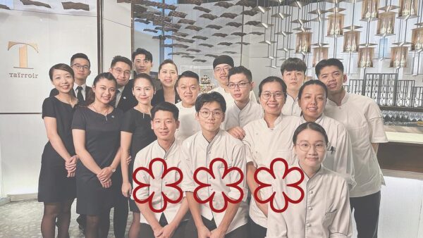 El equipo de Taïrroir celebra la consecución de su tercera estrella en Instagram