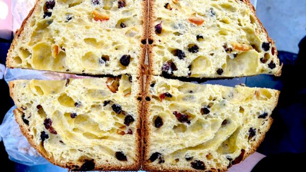 El panettone de la Confitería Artiaga, por dentro. Foto, Rodolfon Reich.